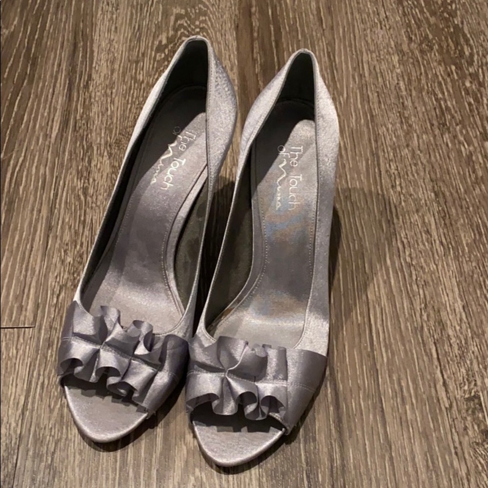 The Touch of Grey Heels 10M